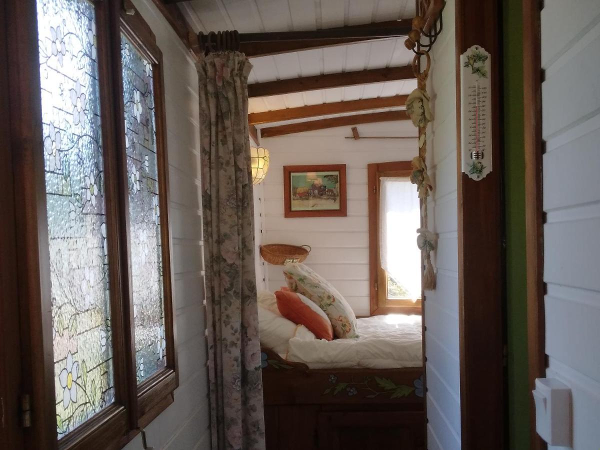 Villa Roulotte Fleur Des Champs Sigalens Esterno foto